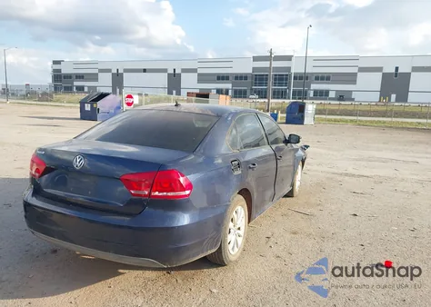 2013 Volkswagen Passat S z USA, uszkodzony, nr VIN 1VWAH7A37DC098993